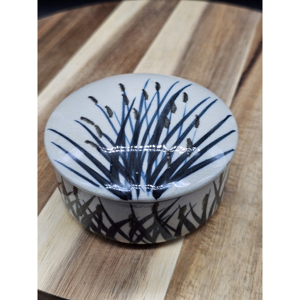 Vintage Takahashi Pottery Cattails Trinket Box Dish‎ Blue Grass Hand Painted